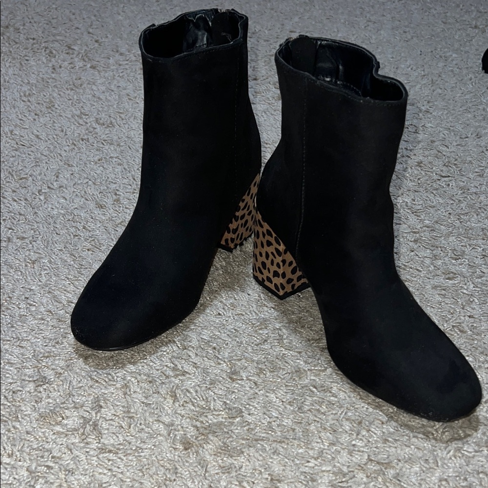 BAMBOO Black Boots with Leopard Print Heel